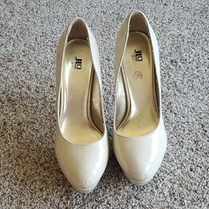 Platforms by Jennifer Lopez